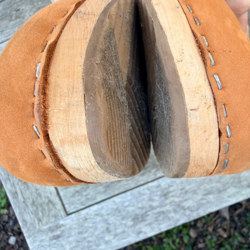 Lotta From Stockholm tan nubuck Clogs - Picture 7 of 8